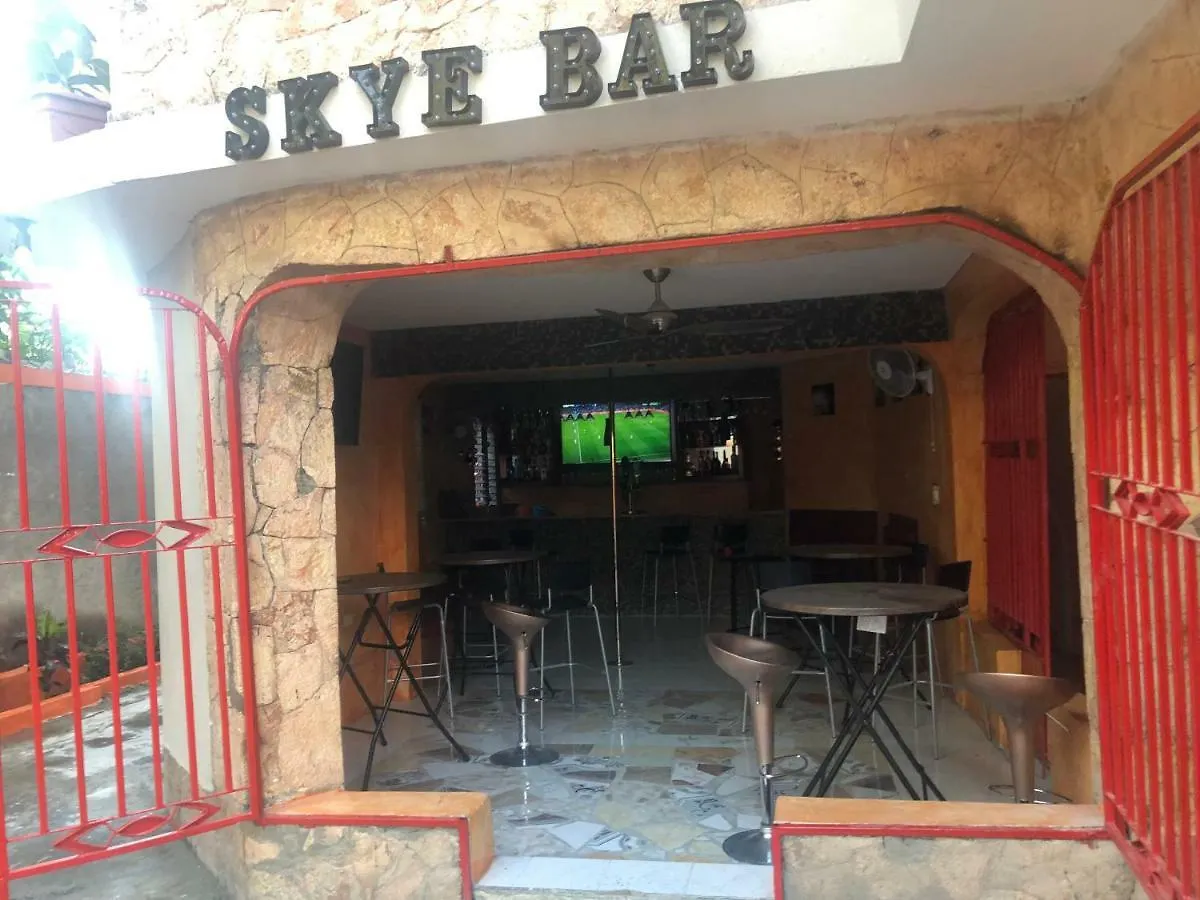 Skye Bar & Lounge Hotel Port-au-Prince Guest house