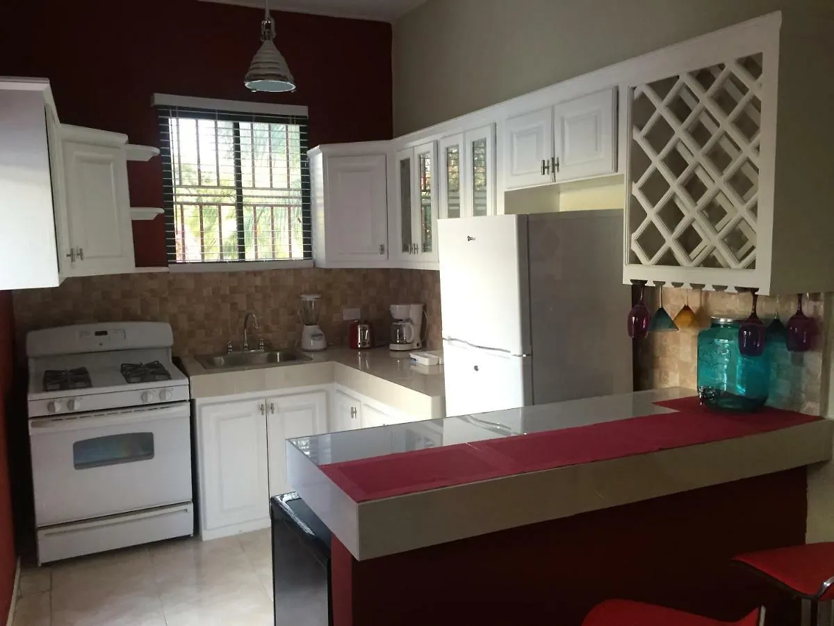 Skye Bar & Lounge Hotel Port-au-Prince Guest house